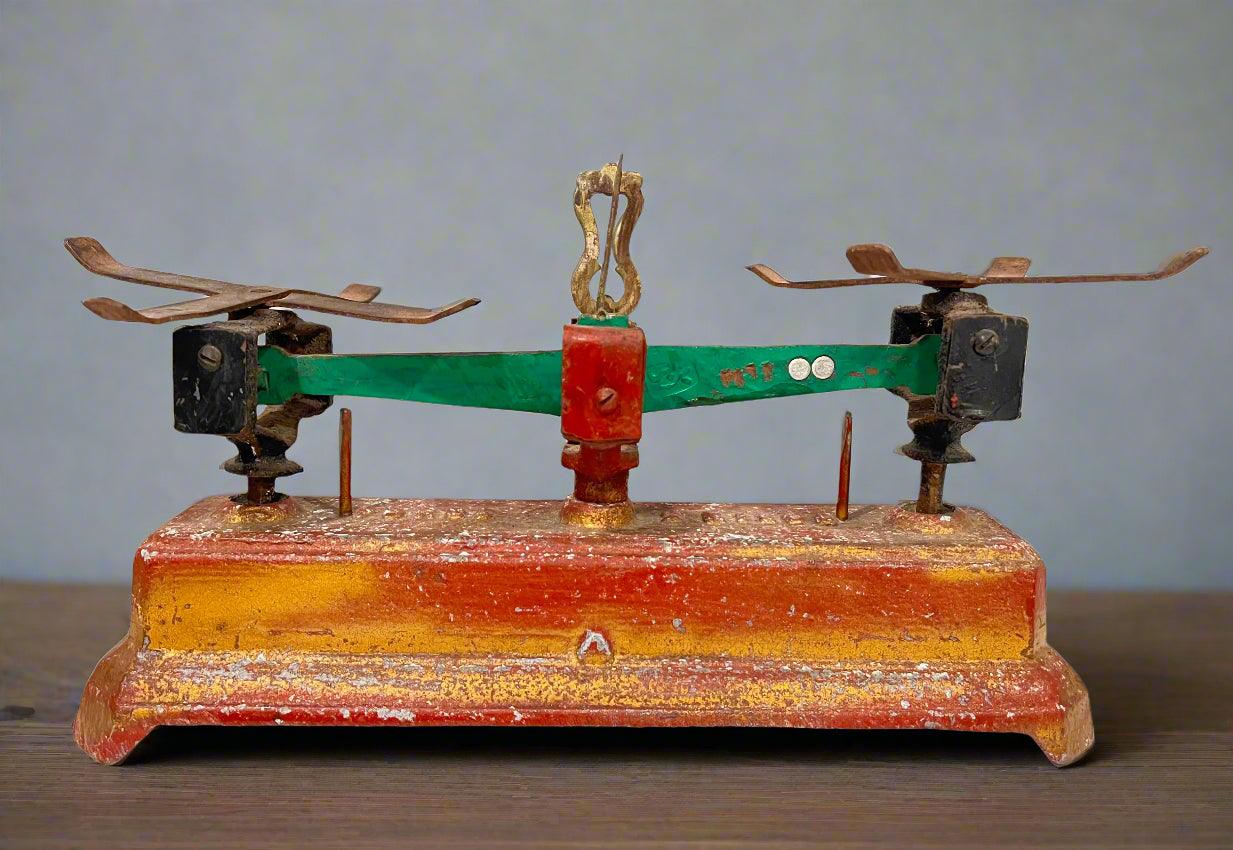 Antique FORCE 2 KILO G Cast Iron Balance Scale - That’s My JAmm