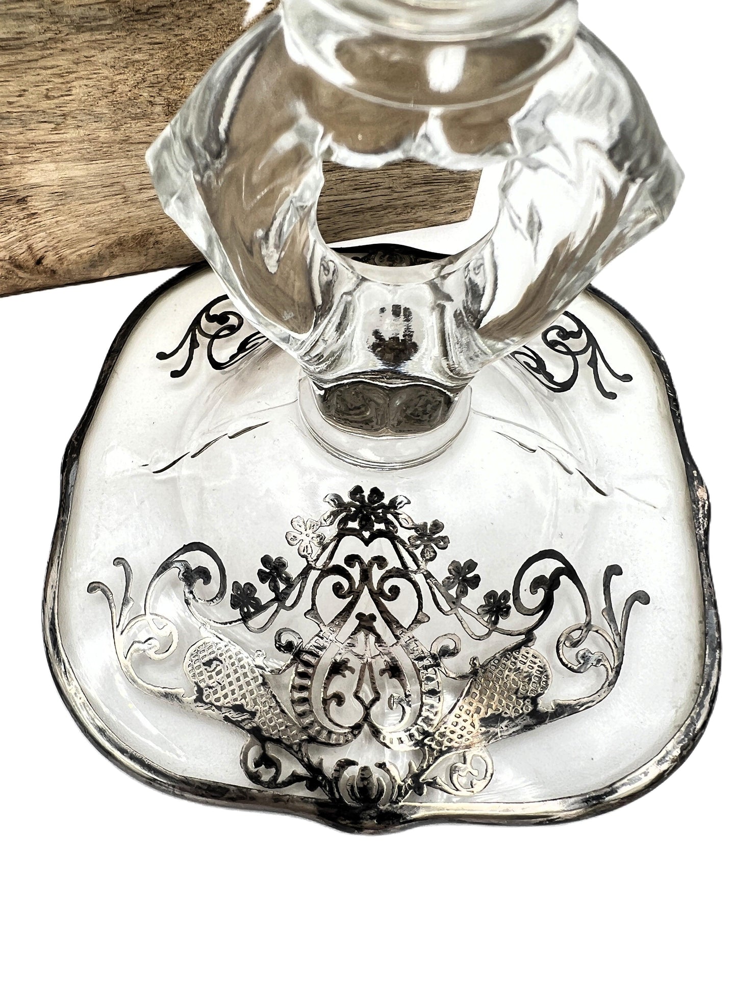 Exquisite Set of 4 Vintage Keyhole Glass Candlesticks with Embossed Silver Bases - That’s My JAmm