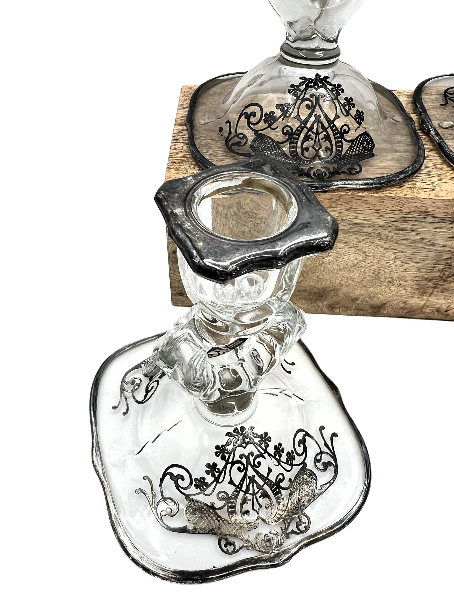 Exquisite Set of 4 Vintage Keyhole Glass Candlesticks with Embossed Silver Bases - That’s My JAmm