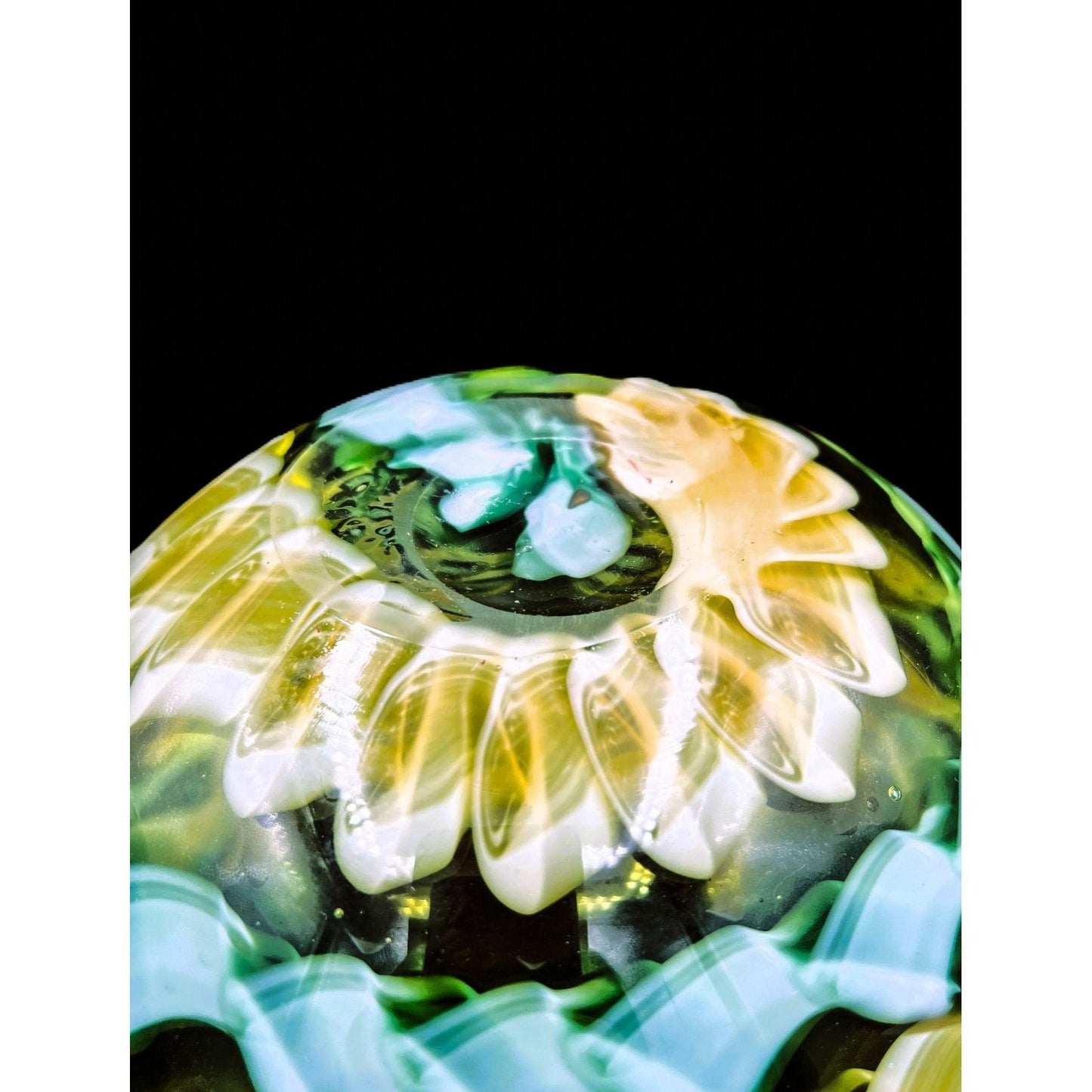 Handblown Midcentury Handkerchief Glass Bowl With Yellow & Green Ribbon Design - That’s My JAmm