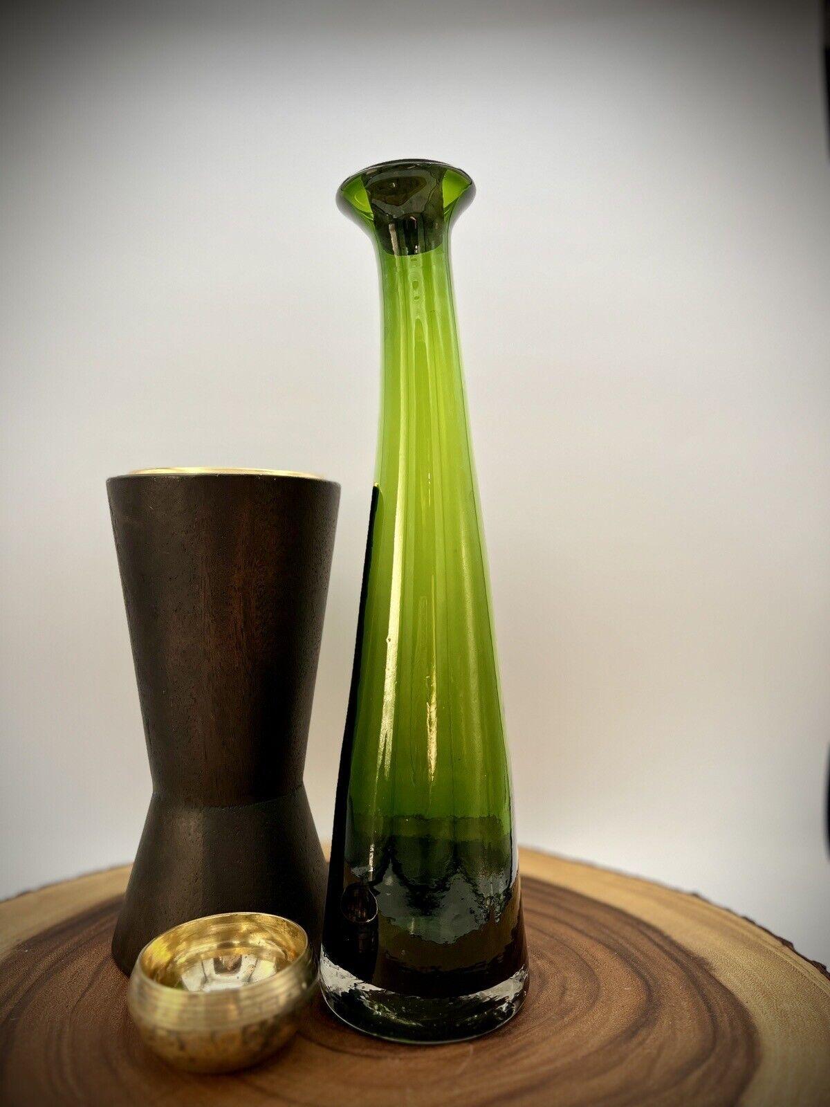 Blenko Style Emerald Green 12" Bud Vase or Oil Cruet - That’s My JAmm