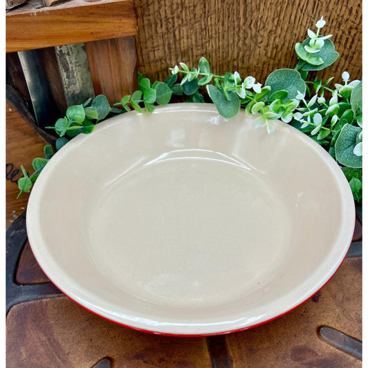Le Creuset 9" Red Stoneware Pie Dish - Excellent Condition - That’s My JAmm