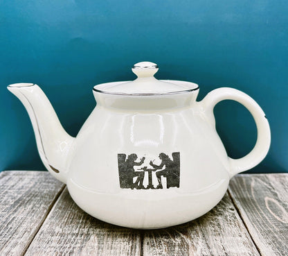 Vintage Hall China Silhouette Streamline Teapot - That’s My JAmm