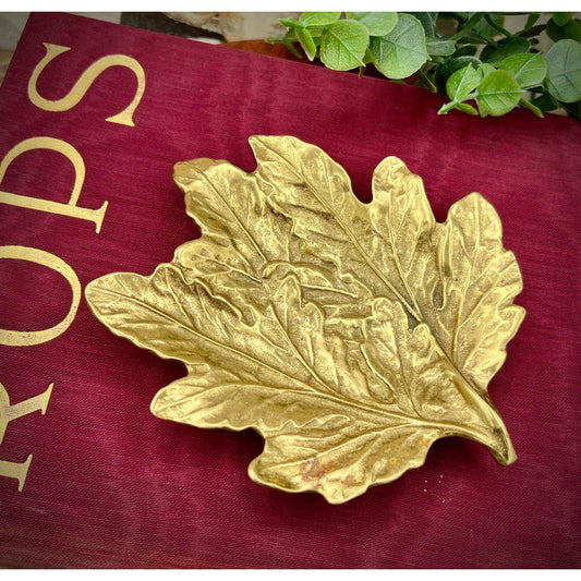 Virginia Metalcrafters 1948 Chrysanthemum Leaf Gold Leaf Trinket Dish Bowl - That’s My JAmm
